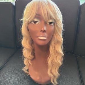 💥Long wavy platinum blonde wig with bangs